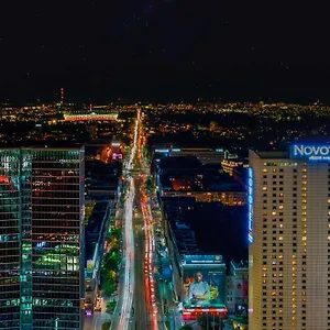 מלון Novotel Centrum